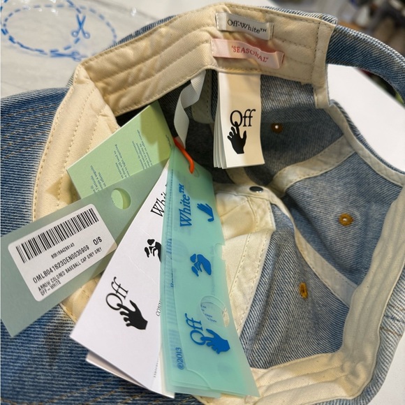 Off-White Light Blue Denim Cap - Brand New - Picture 3 of 5